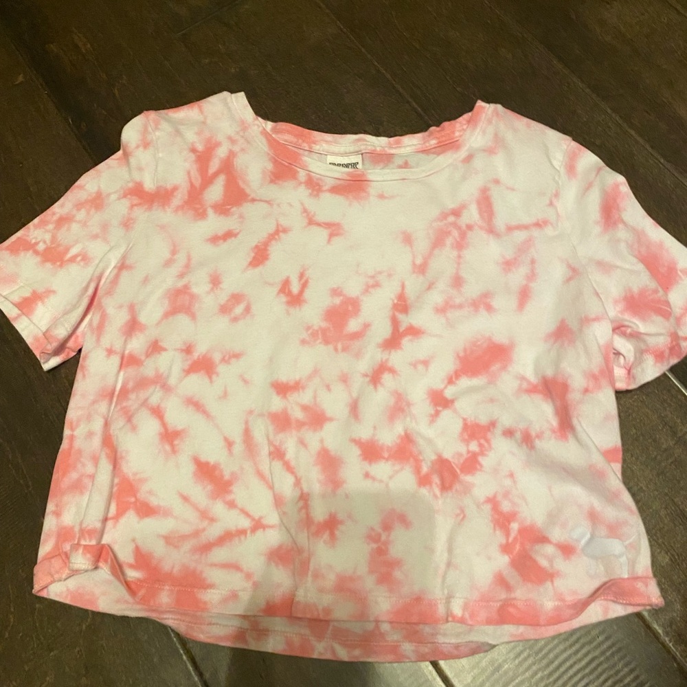 PINK tee